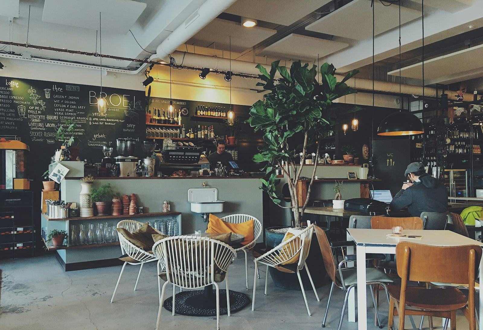 A dining room used as visual direction for the NOIR concept